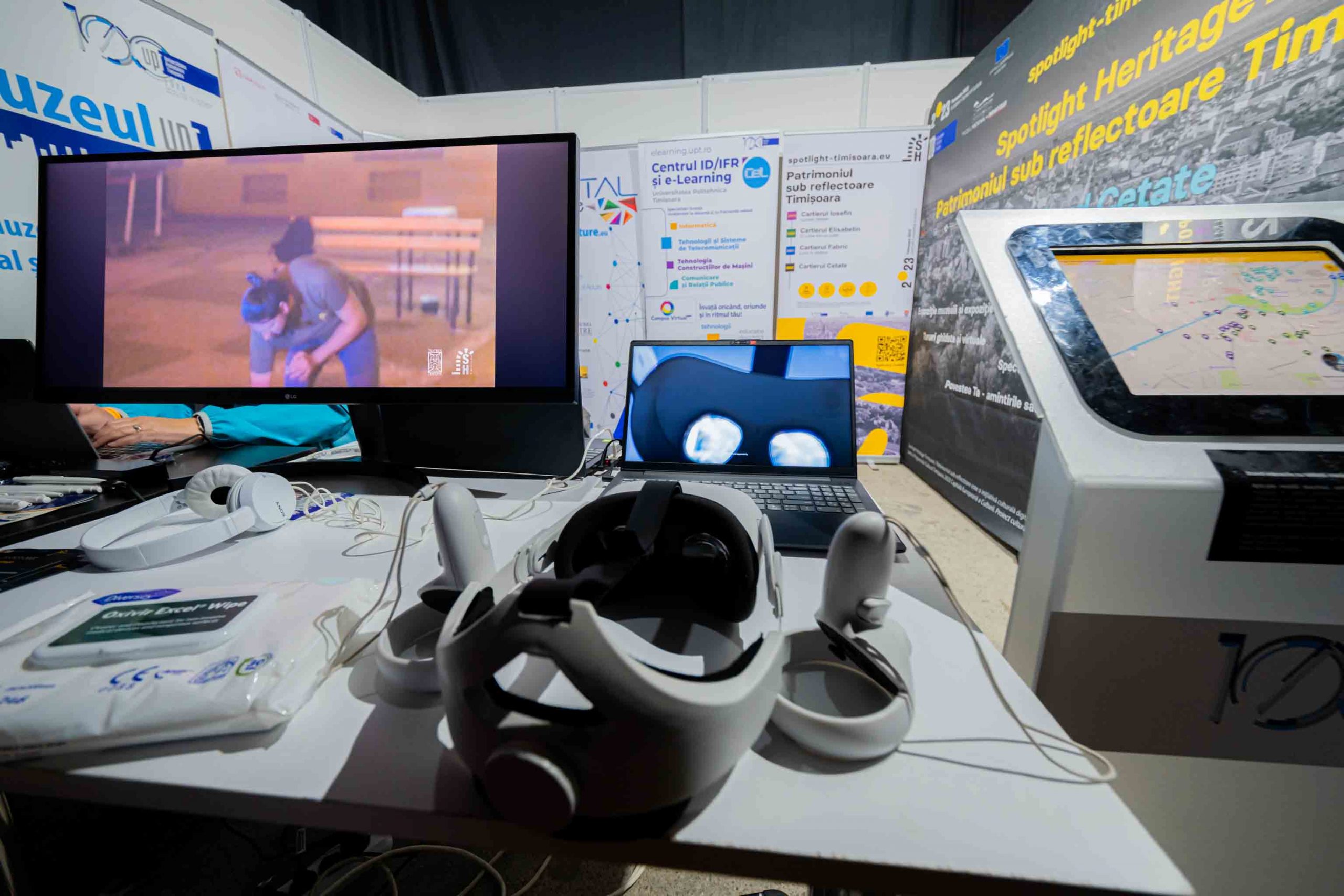 Flight Festival – Tech World: ochelari AR, VR, holograme, cuburi magice, laboratoare cu feedback senzorial și ultimele gadget-uri high-tech