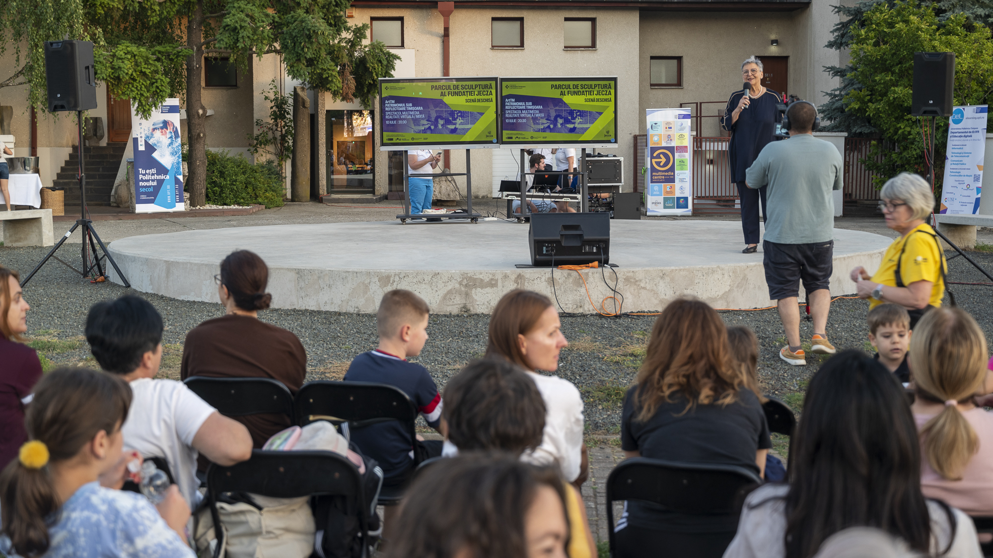 VR art and technology conquered Jecza Park: Virtual and mixed reality multimedia show, created in partnership with Politehnica University Timișoara VR art and technology conquered Jecza Park: Virtual and mixed reality multimedia show, created in partnership with Politehnica University Timișoara